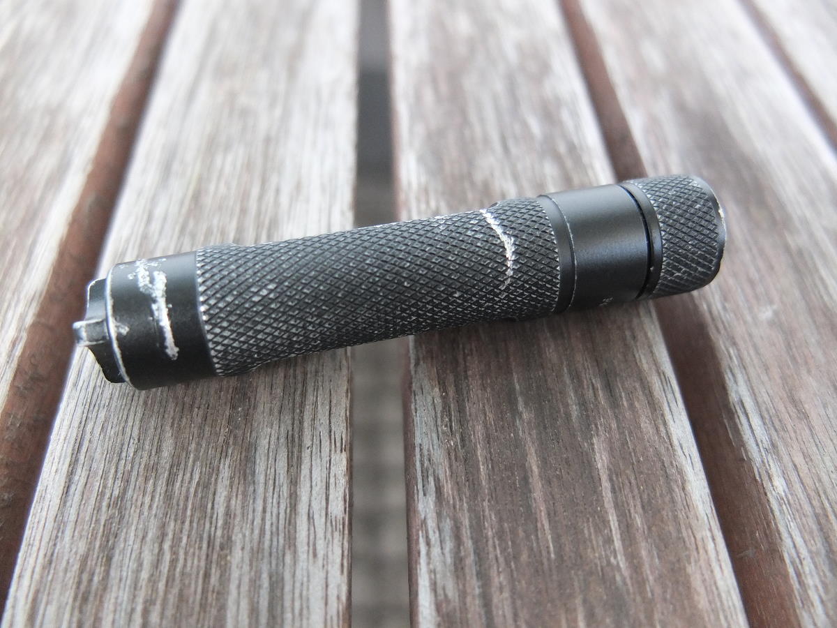 Fenix-E01-03.jpg