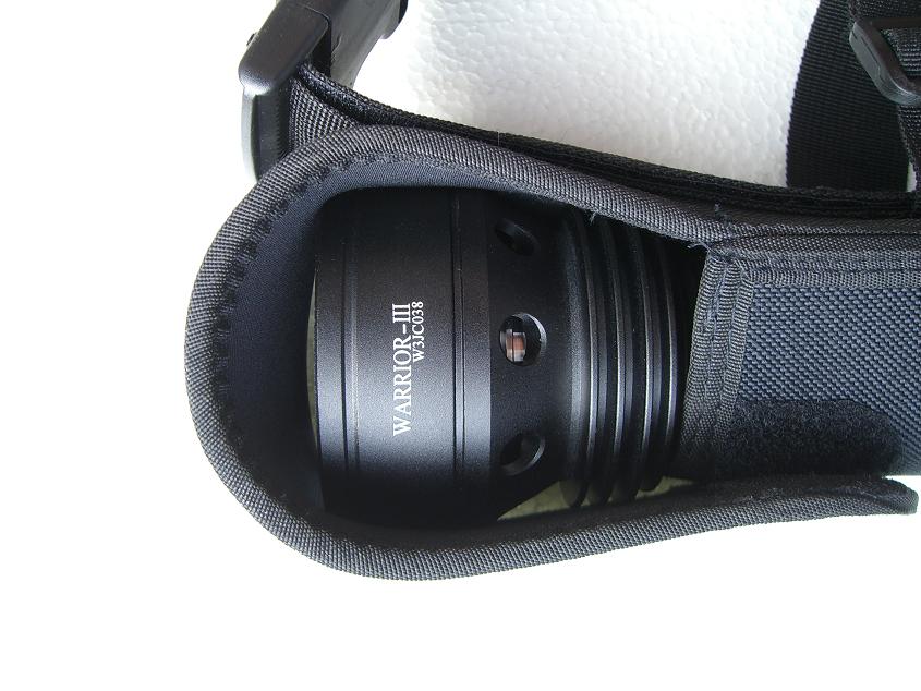 Taschenlampe im Holster