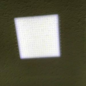 Projektion an Zimmerdecke