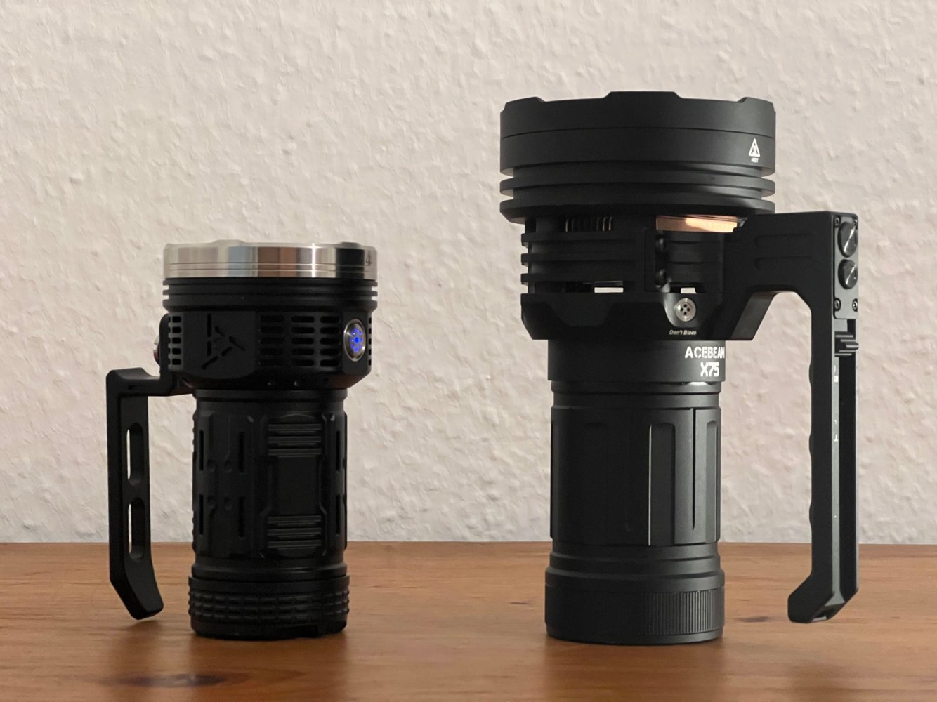 Astrolux MF01X / Acebeam X75